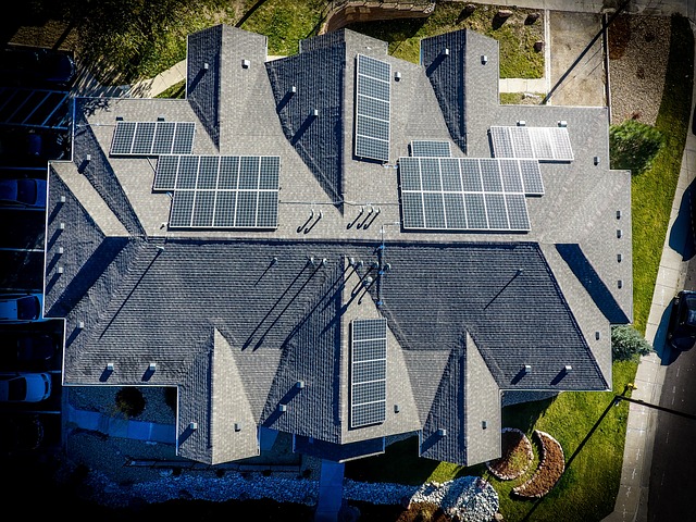 Casa autosuficiente con placas solares
